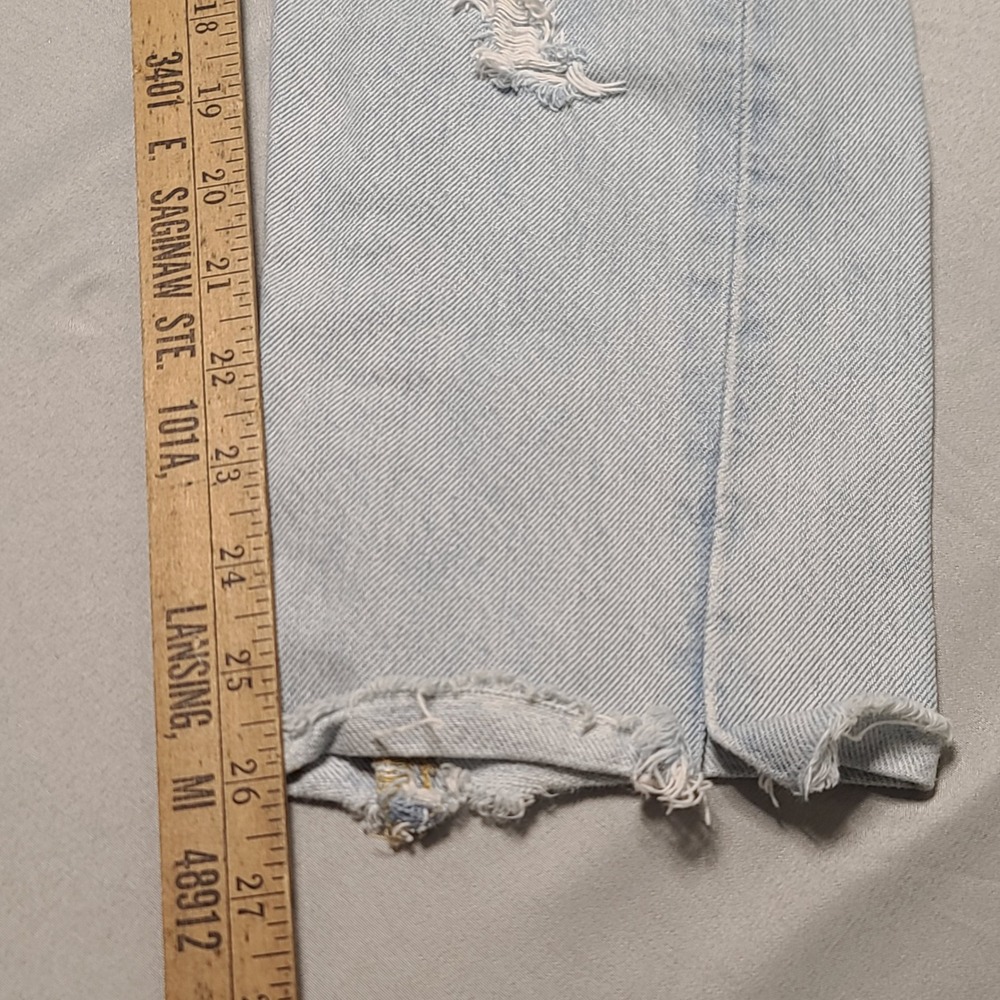 Levi's 501 Skinny Jeans Women 27‎ Light Wash Distressed Selvedge 29502-0017